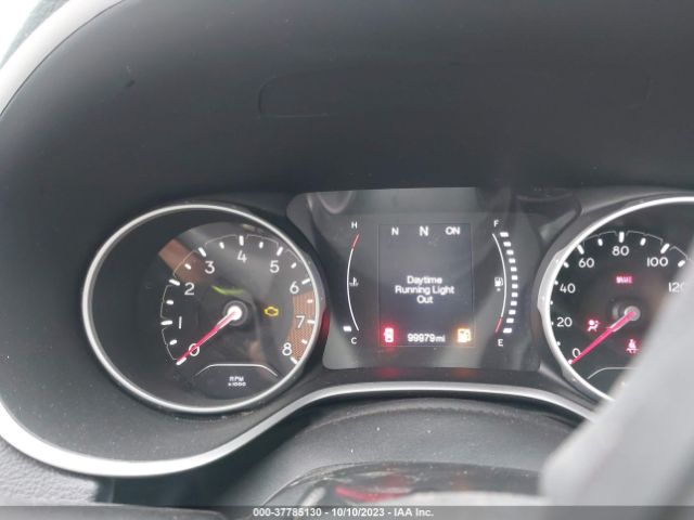 3C4NJDBB1KT640068 Jeep Compass Altitude