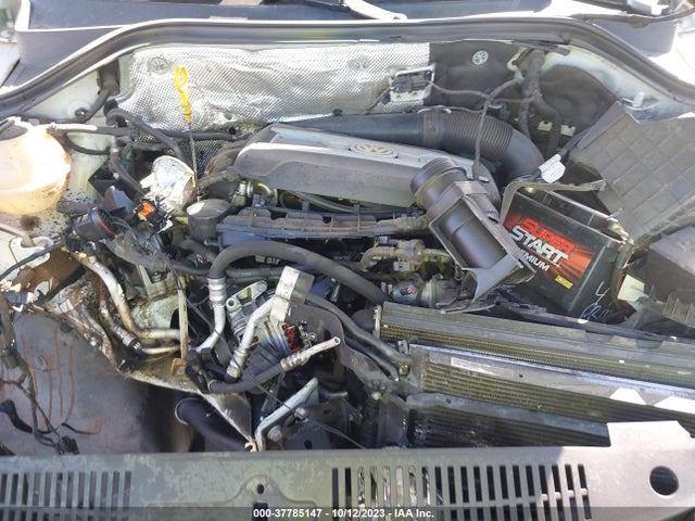 WVGAV7AX2FW509826 Volkswagen Tiguan Sel