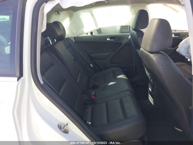 WVGAV7AX2FW509826 Volkswagen Tiguan Sel