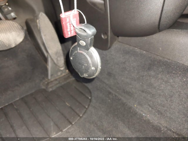 2011 MINI COOPER HARDTOP WMWSU3C57BT092082 Photo 10