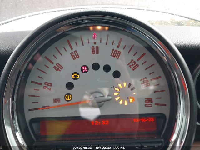 2011 MINI COOPER HARDTOP WMWSU3C57BT092082 Photo 6