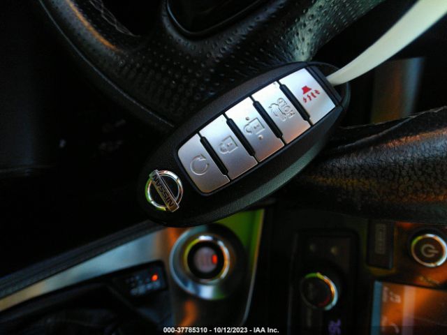1N4AA6AP3GC449073 Nissan Maxima 3.5 Sv