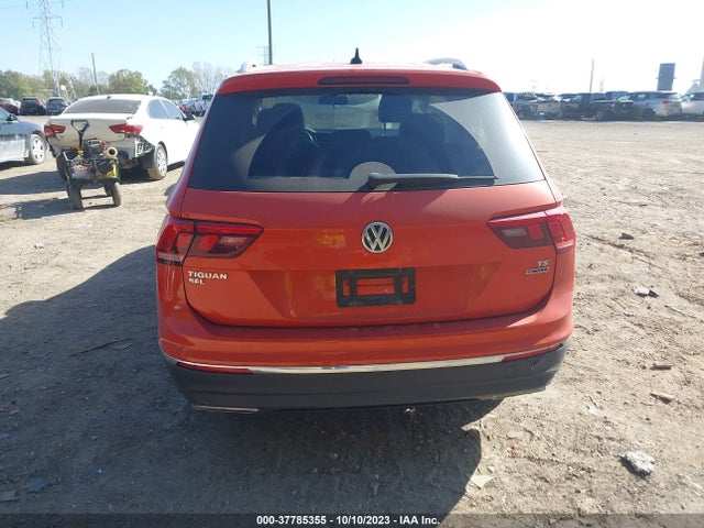 3VV2B7AX2JM070641 Volkswagen Tiguan Sel/se