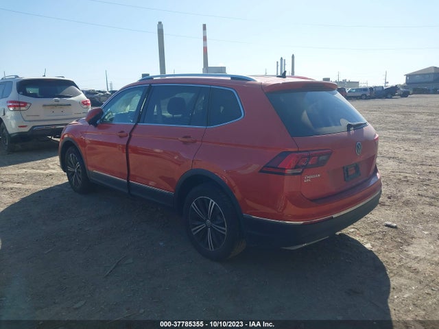 3VV2B7AX2JM070641 Volkswagen Tiguan Sel/se