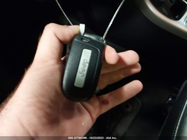 3C4NJDBB5LT224087 Jeep Compass Latitude