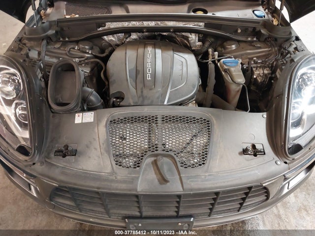2018 PORSCHE MACAN WP1AA2A56JLB00643 Photo 9