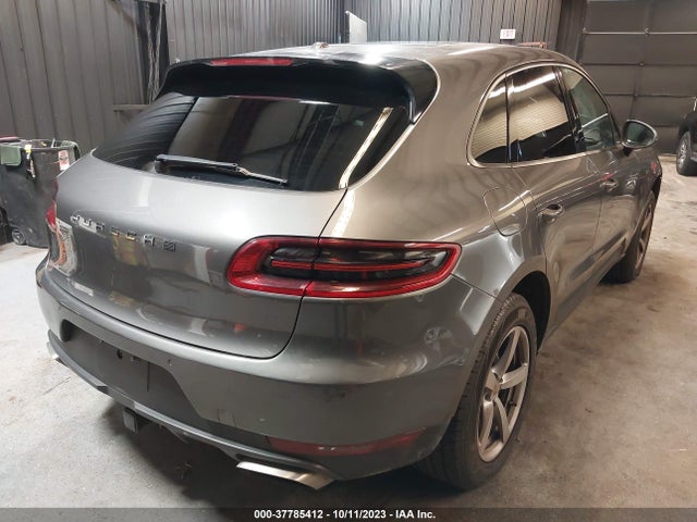 2018 PORSCHE MACAN WP1AA2A56JLB00643 Photo 3