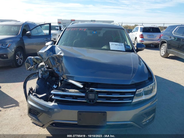 3VV3B7AX3JM151300 Volkswagen Tiguan Sel/se