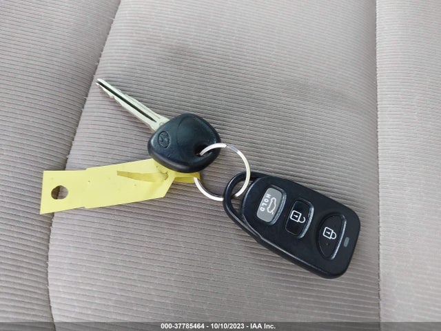 2017 HYUNDAI ELANTRA SE VIN: KMHD84LF0HU407205