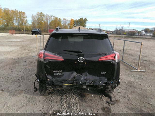 Toyota Rav4 Xle 2018 2T3RFREVXJW820078 Image 16