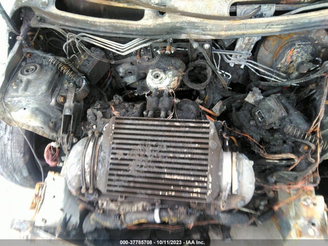 2002 MINI COOPER S WMWRE33402TD56703 Photo 9