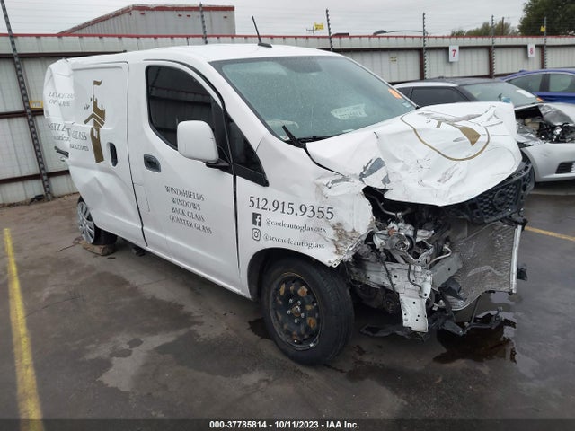 2018 3N6CM0KN9JK691577 zdjęcie główne