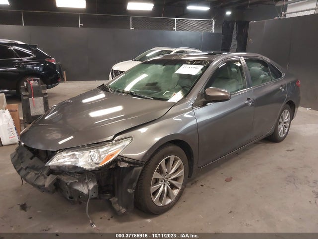 Toyota CAMRY XLE 2015 4T1BF1FK5FU878705 Image 2