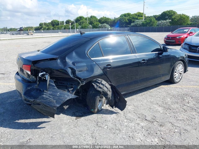 3VWD17AJ6FM357927 Volkswagen Jetta Sedan 1.8t Se