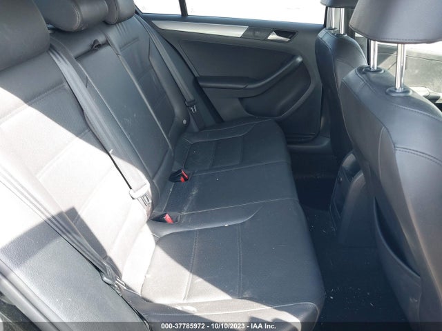 3VWD17AJ6FM357927 Volkswagen Jetta Sedan 1.8t Se