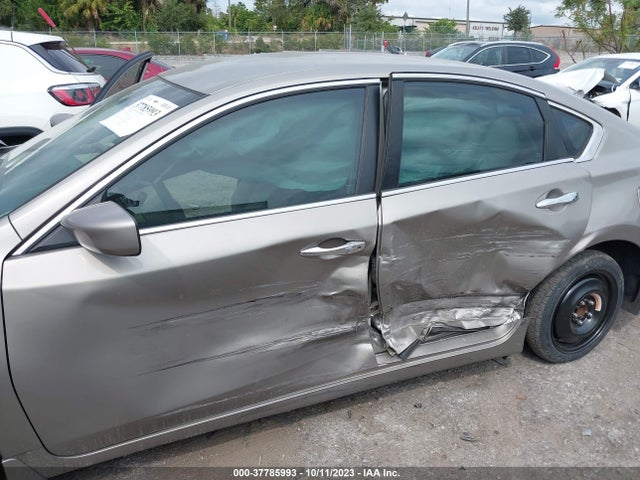 Nissan Altima 2.5 S 2015 1N4AL3AP8FN381414 Image 6