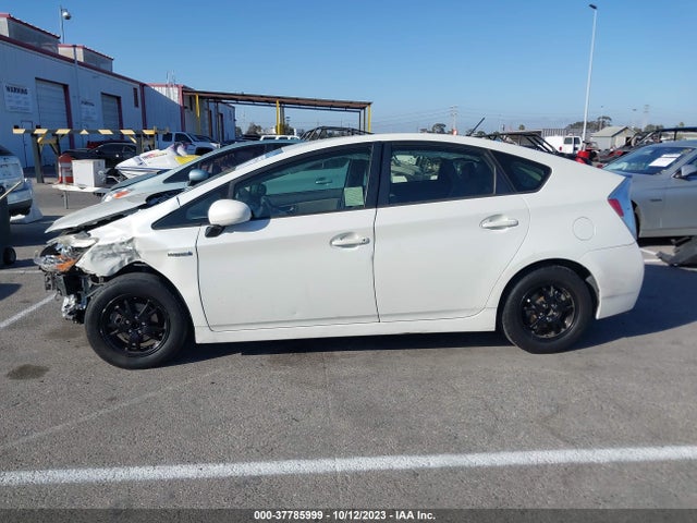 Toyota Prius Four 2015 JTDKN3DU9F0463904 Image 15