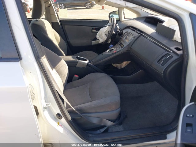 Toyota Prius Four 2015 JTDKN3DU9F0463904 Image 5