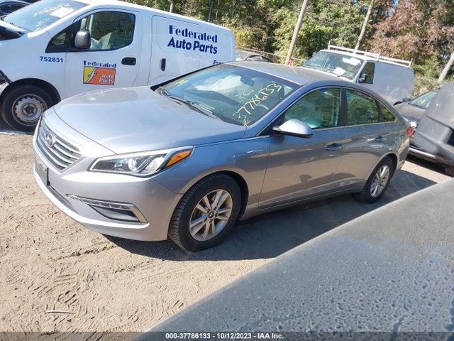 2015 HYUNDAI SONATA 2.4L SE VIN: 5NPE24AF7FH239499