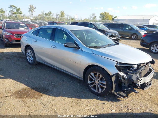 2018 1G1ZD5ST4JF154914 main image