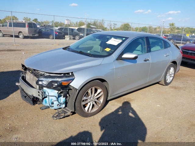 Chevrolet MALIBU LT 2018 1G1ZD5ST4JF154914 Image 2