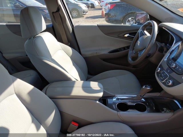 Chevrolet MALIBU LT 2018 1G1ZD5ST4JF154914 Image 5
