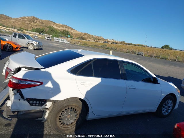2017 TOYOTA CAMRY XLE/SE/LE/XSE VIN: 4T1BF1FK0HU368894