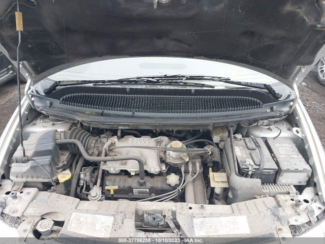 2001 CHRYSLER TOWN & COUNTRY LXI VIN: 2C8GP54L21R197304