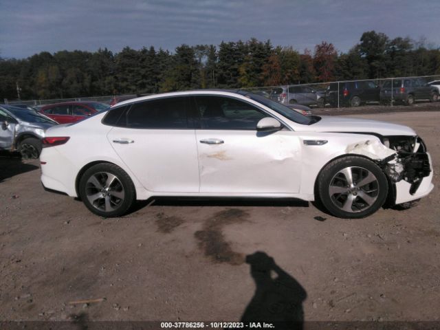 5XXGT4L36LG402899 KIA Optima S