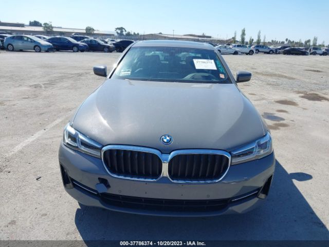 WBA13AG04NCH61322 BMW 530e