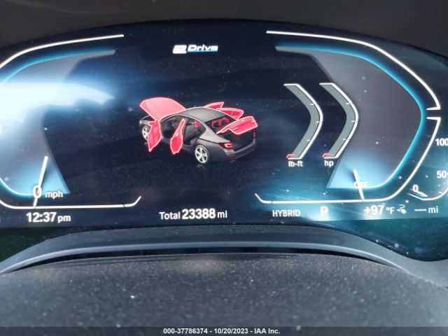 WBA13AG04NCH61322 BMW 530e