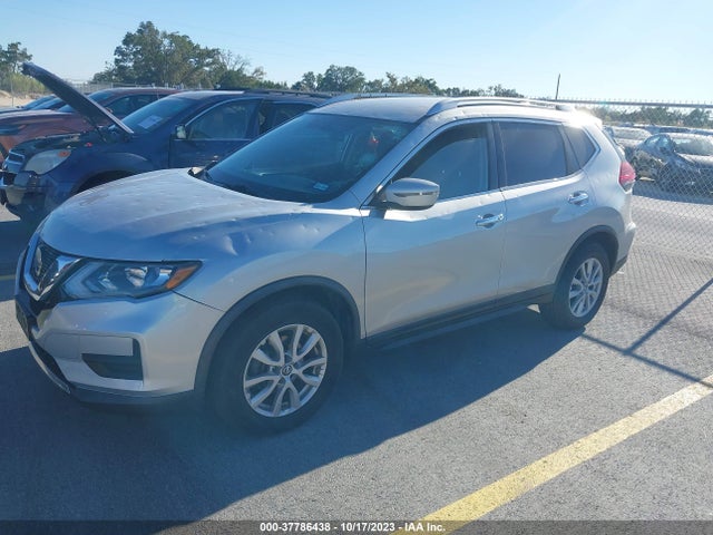 2018 NISSAN ROGUE SV VIN: KNMAT2MT9JP505006