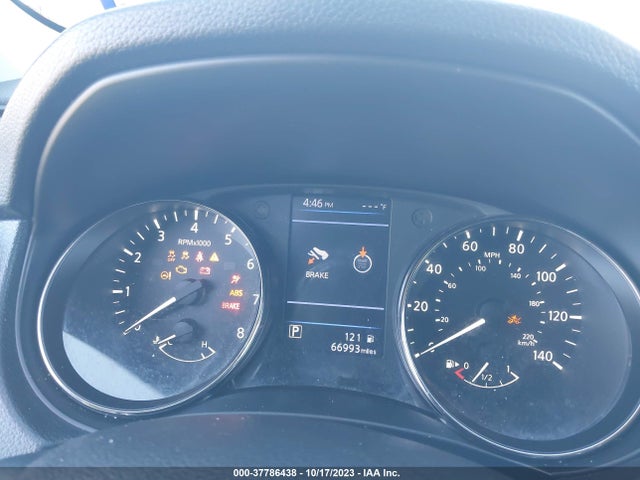 2018 NISSAN ROGUE SV VIN: KNMAT2MT9JP505006
