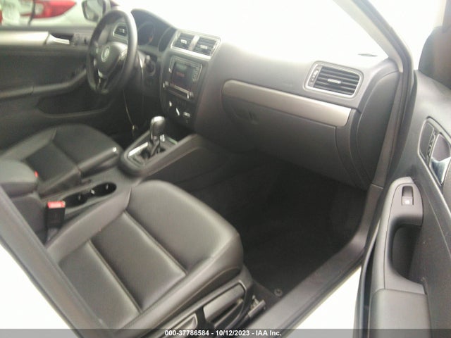 3VWDB7AJ2JM249357 Volkswagen Jetta 1.4t