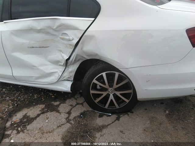3VWDB7AJ2JM249357 Volkswagen Jetta 1.4t