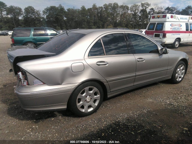2006 MERCEDES-BENZ C-CLASS LUXURY VIN: WDBRF92HX6F754539