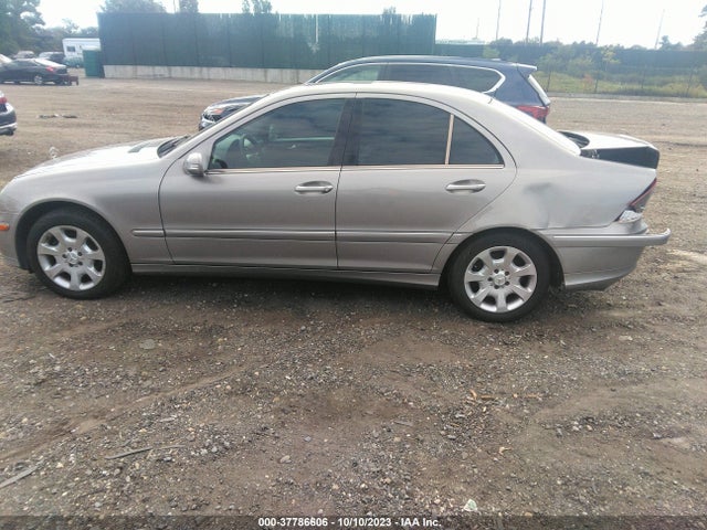 2006 MERCEDES-BENZ C-CLASS LUXURY VIN: WDBRF92HX6F754539