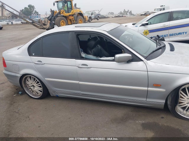 1999 BMW 3 SERIES 323I VIN: WBAAM3331XFP57834