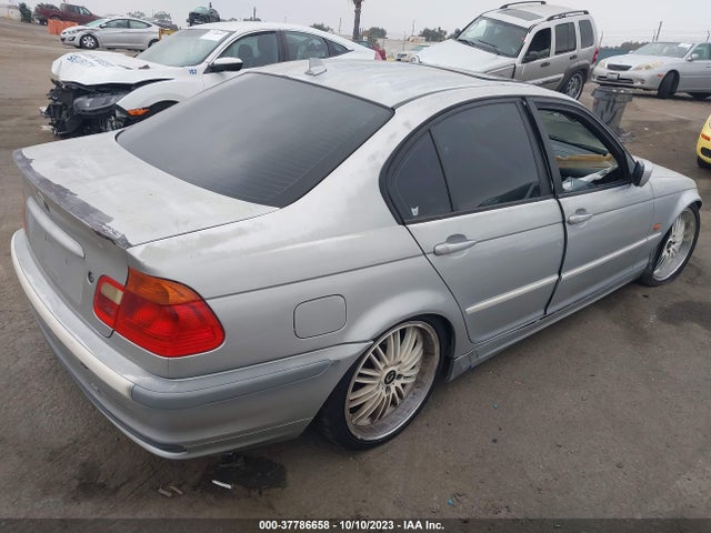 1999 BMW 3 SERIES 323I VIN: WBAAM3331XFP57834