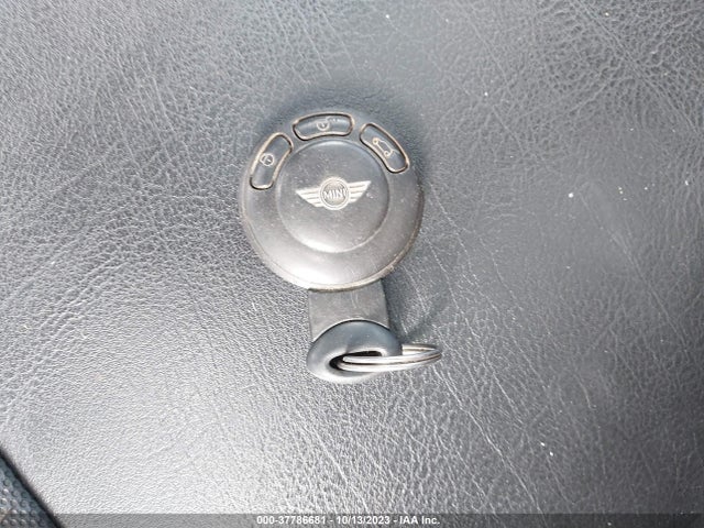 2009 MINI COOPER CLUBMAN WMWML33579TX34287 Photo 10