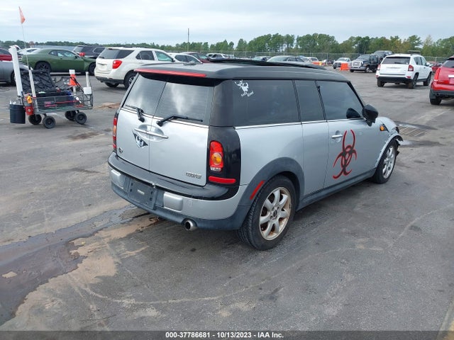 2009 MINI COOPER CLUBMAN WMWML33579TX34287 Photo 3