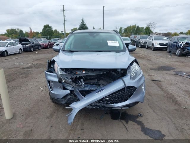 1FMCU9J92NUC01588 Ford Escape Titanium