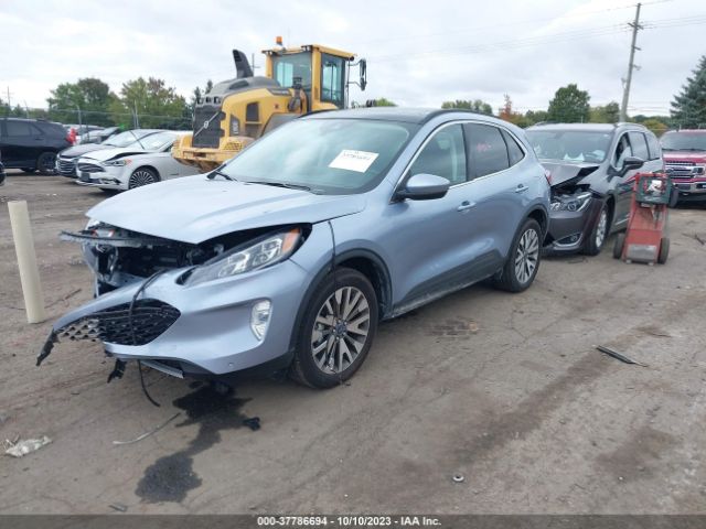 1FMCU9J92NUC01588 Ford Escape Titanium