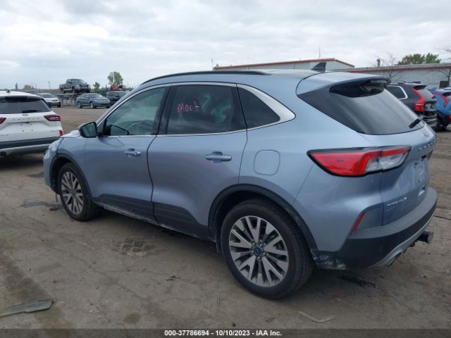 1FMCU9J92NUC01588 Ford Escape Titanium