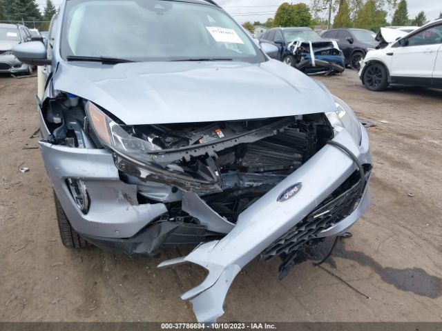 1FMCU9J92NUC01588 Ford Escape Titanium