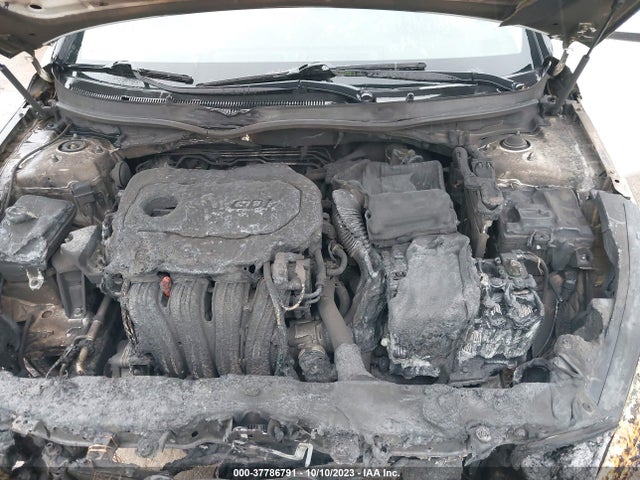 2015 HYUNDAI SONATA 2.4L SE VIN: 5NPE24AF0FH219191