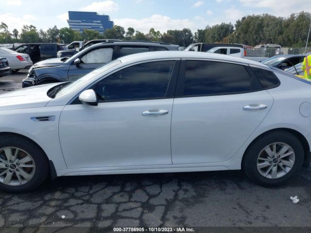 5XXGT4L35GG058231 KIA Optima Lx