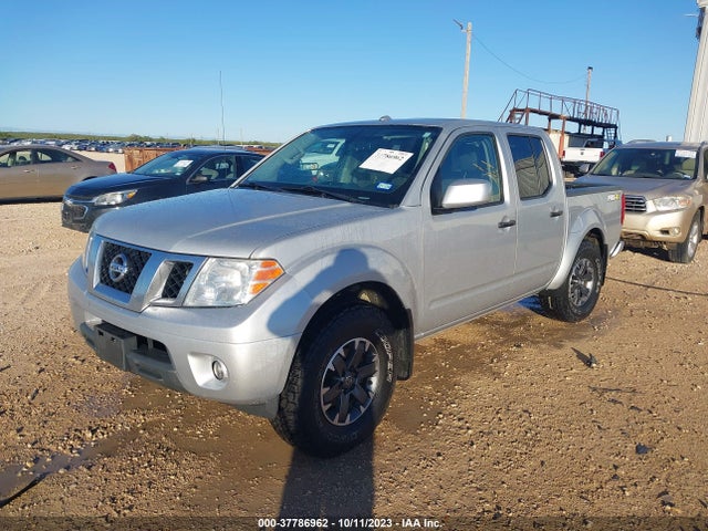Nissan Frontier Pro-4x 2018 1N6AD0EV9JN722212 Image 2