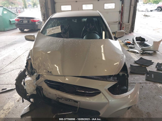 Hyundai ACCENT SE 2016 KMHCU4AE6GU050077 Image 13