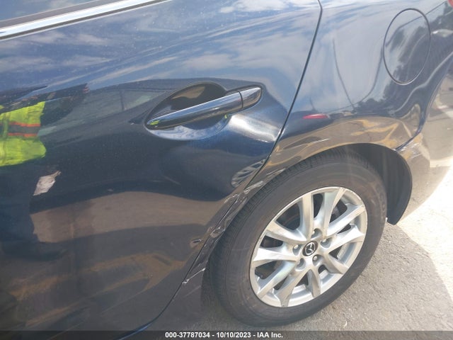 Mazda Mazda3 I Touring 2014 JM1BM1V75E1203718 Image 6